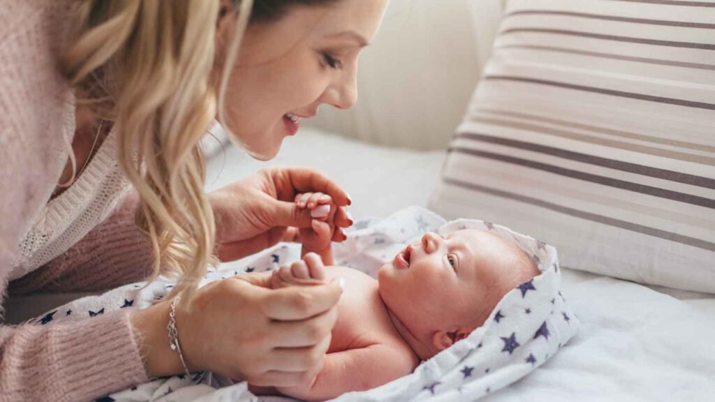 Mom Talk to Her Baby
