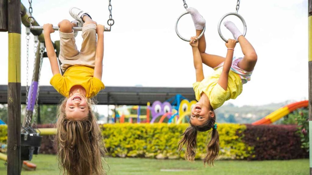 Children Play Together Unsupervised